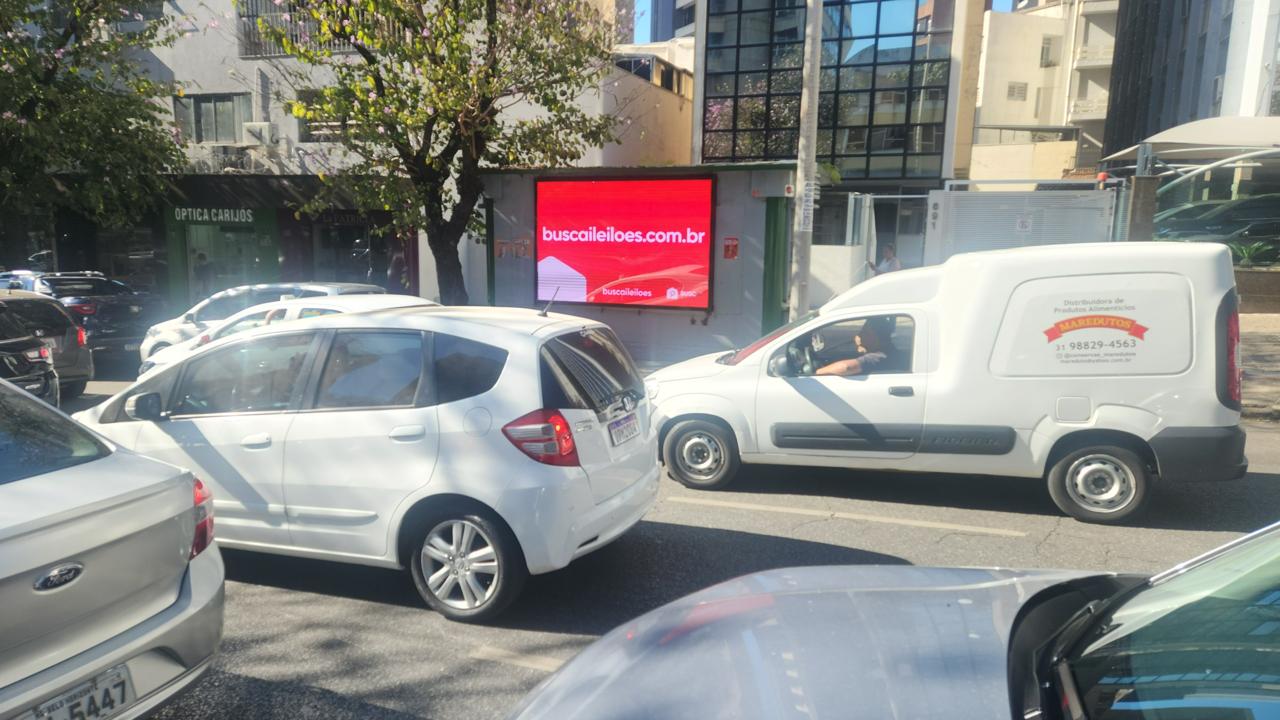 Campanha de mídia externa do BUSCAi na rua