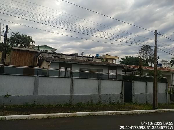 F817630009542221.jpg
