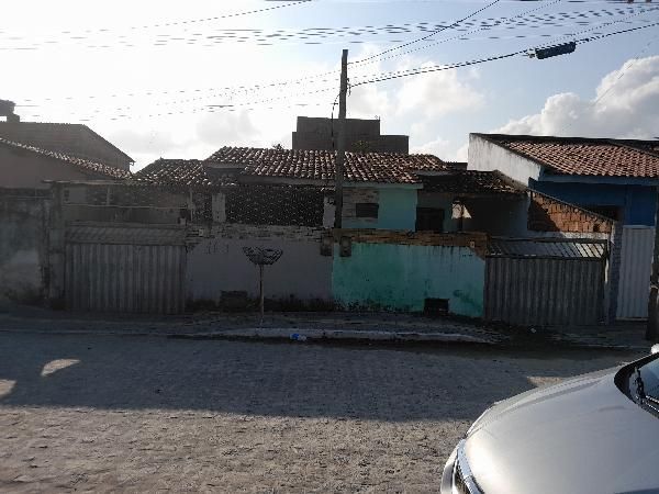 F844440156000821.jpg