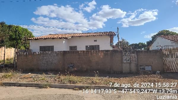 F844440319960421.jpg