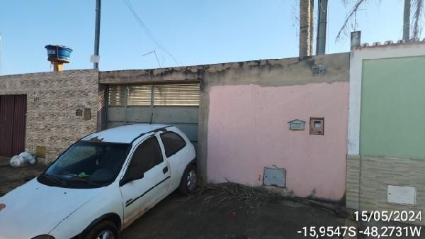 F844441555828021.jpg
