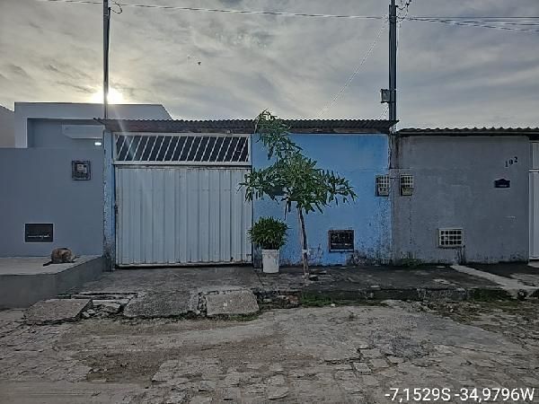F844441970518021.jpg