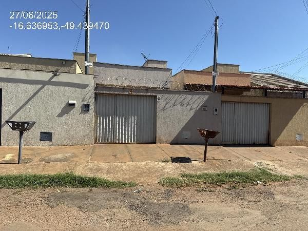 F844442347420121.jpg