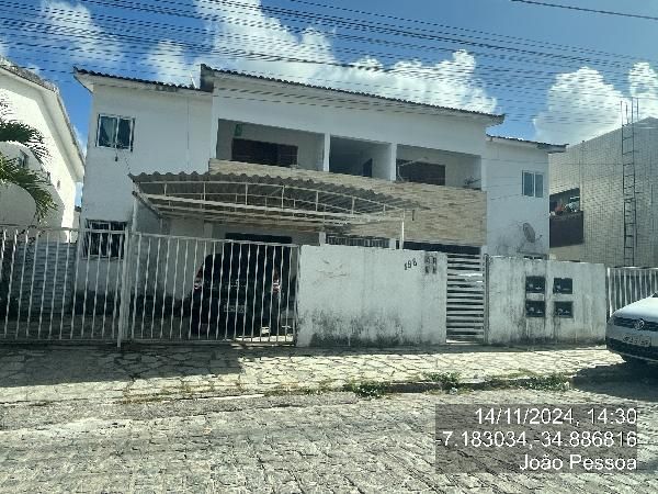 F855551770484921.jpg