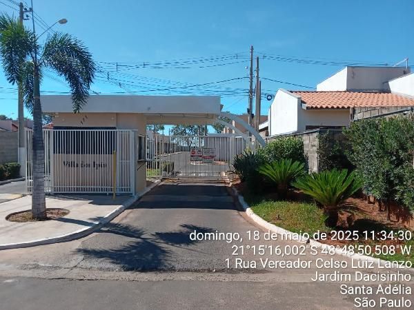 F855553382473021.jpg