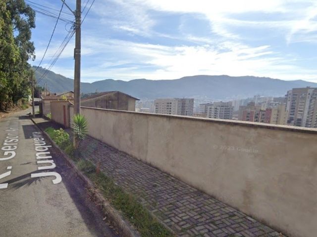 c17c63c0887edbbc25fe35893f76c09e_thumb.jpg