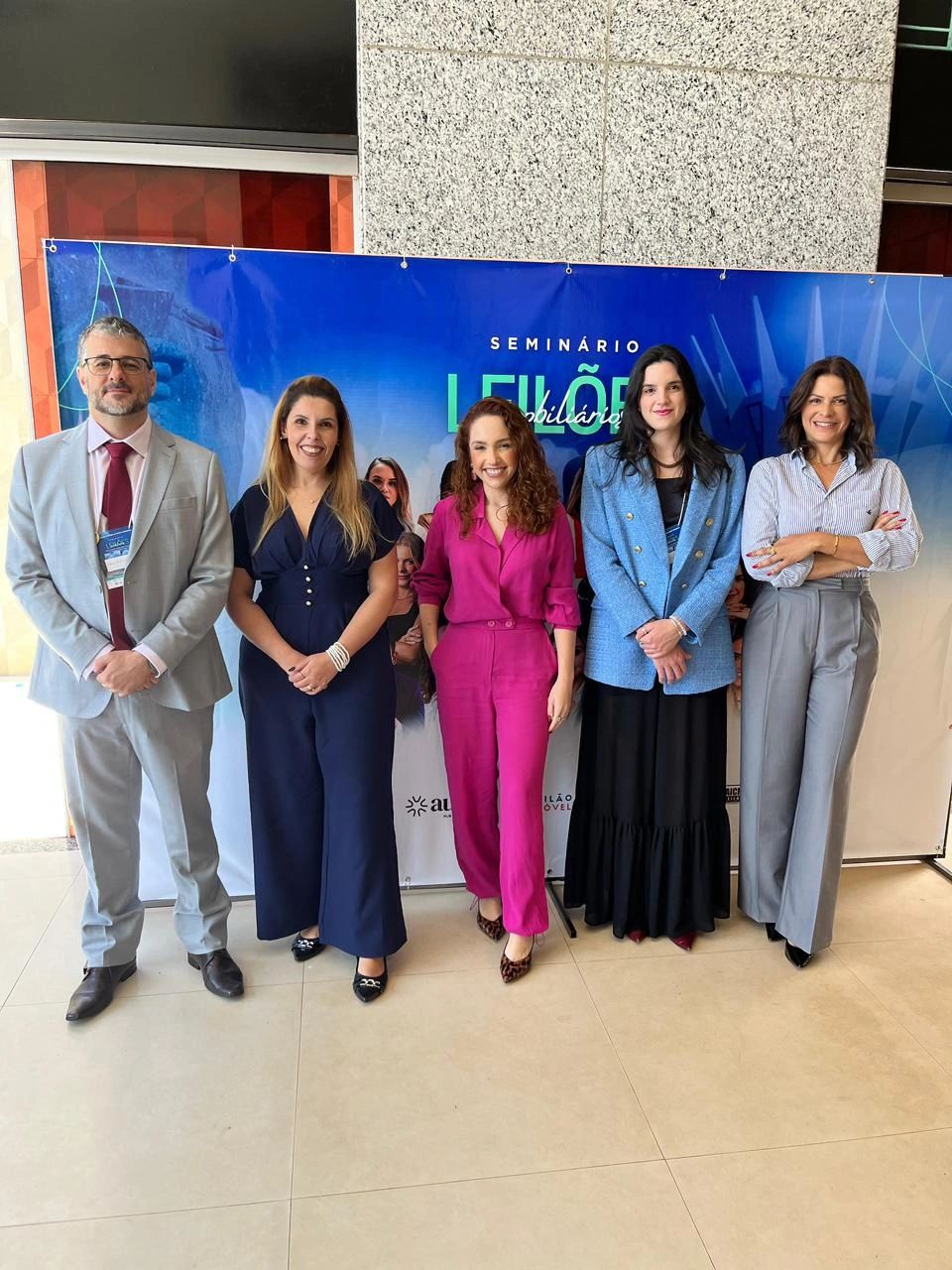 Equipe BUSCAi Leilões em evento de leiloeiros